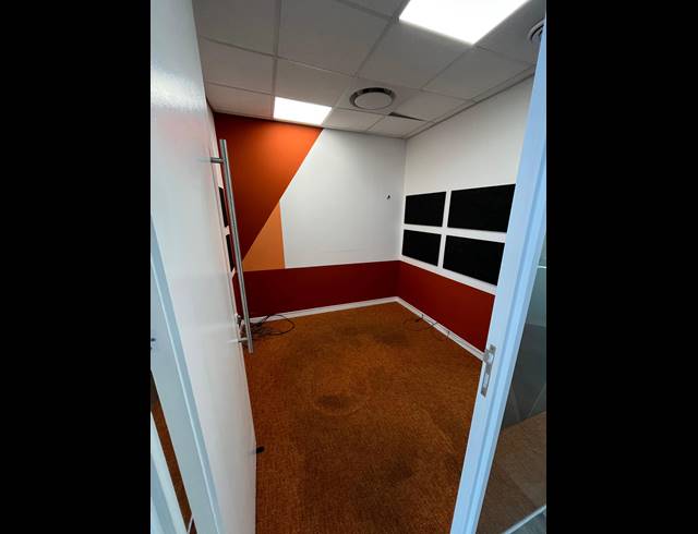914M² OFFICE TO LET IN BELVEDERE TYGERBERG